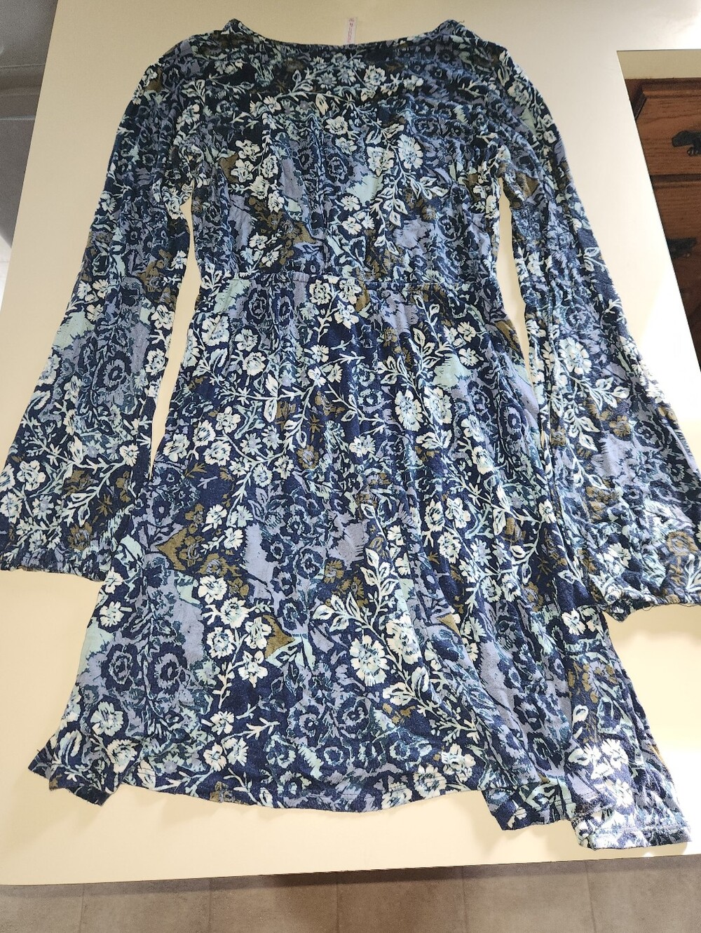 Women's Xhiliration Blue Floral Long-Sleeve Women’s Dress